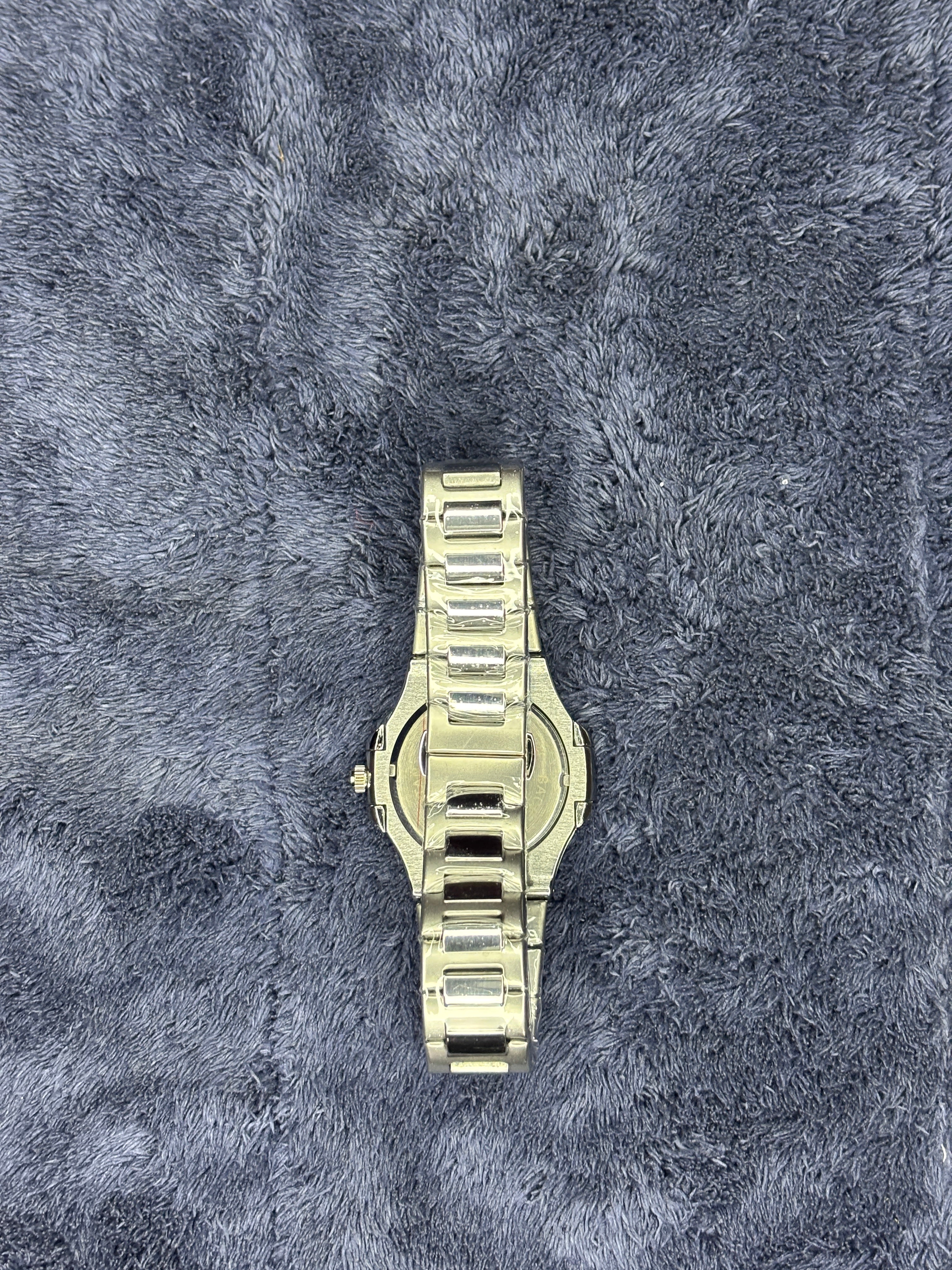 Patek Philippe-Inspired Silver Chain Watch – Black Dial & Date Edition